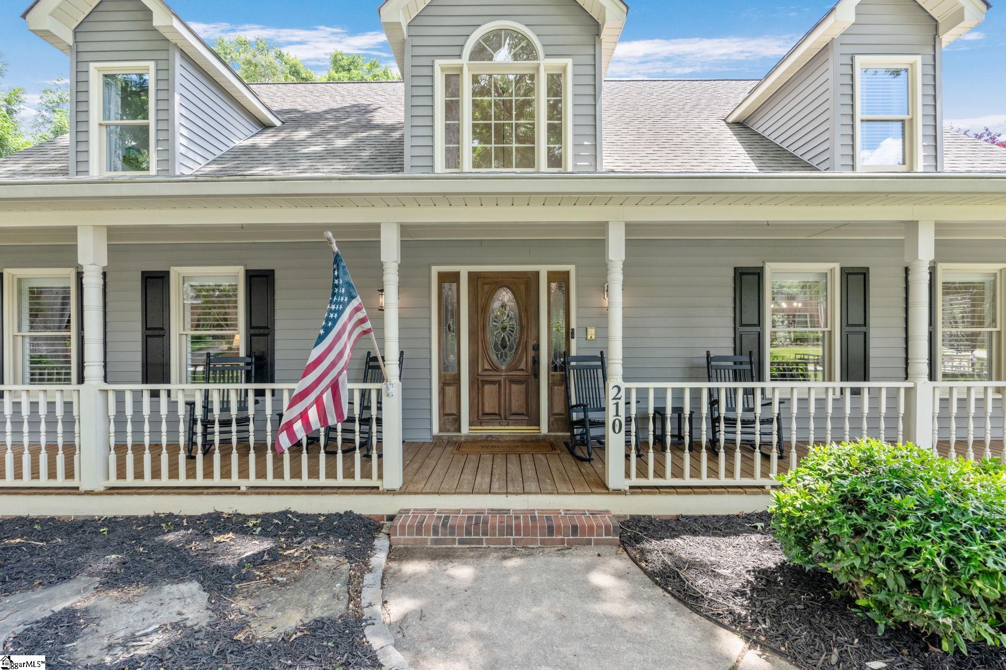 210 E Cranberry Lane