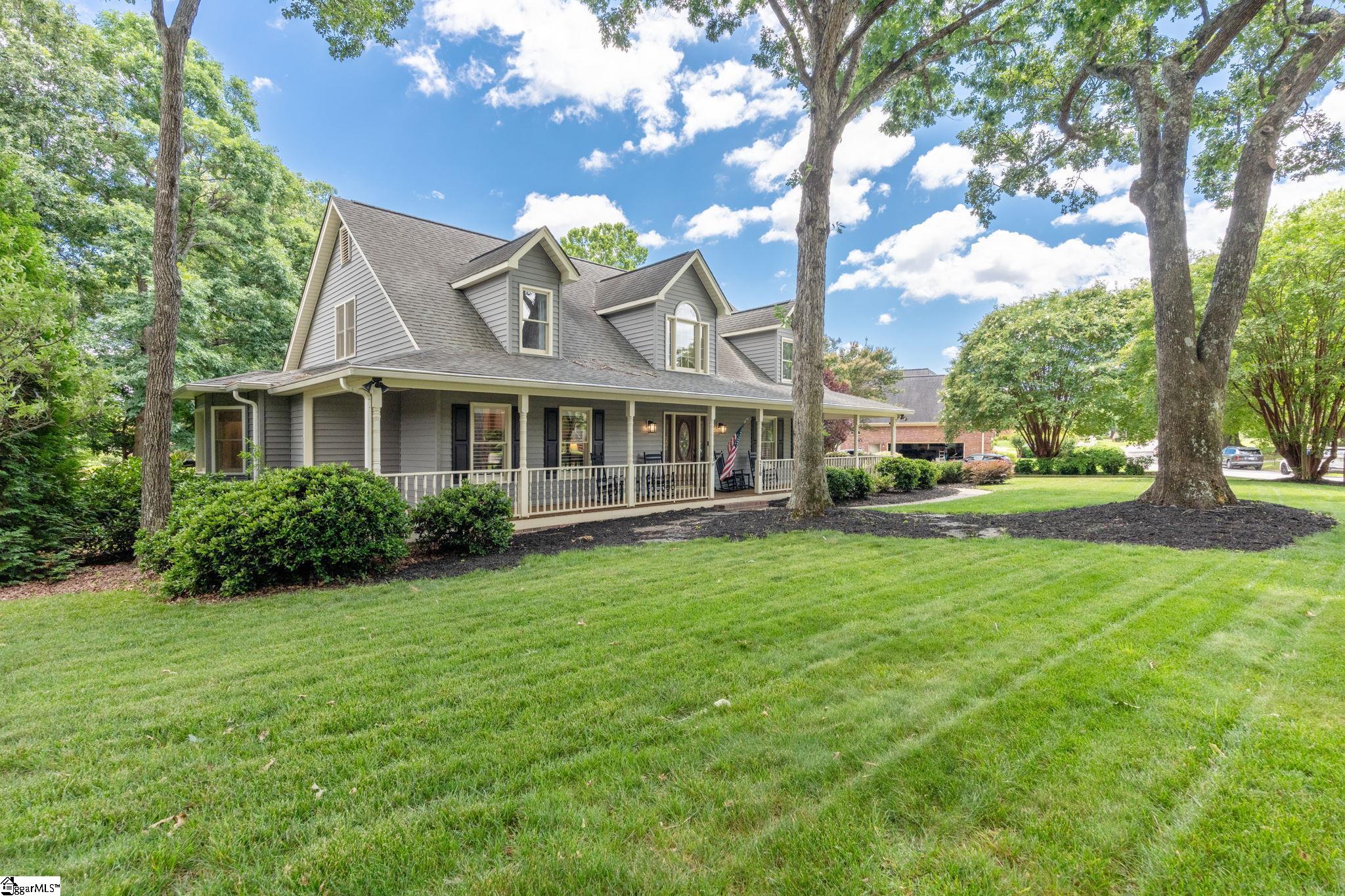 210 E Cranberry Lane
