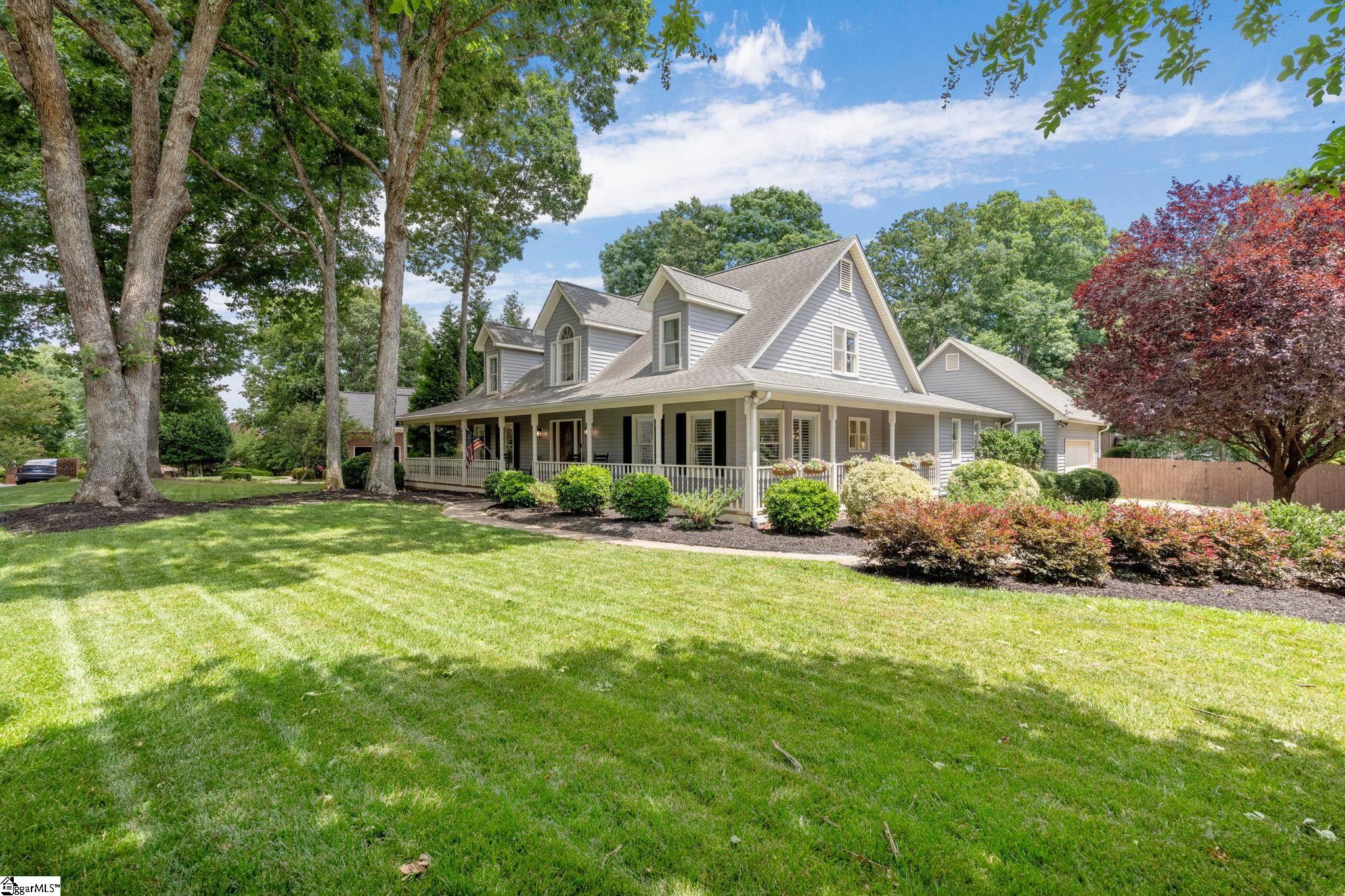 210 E Cranberry Lane