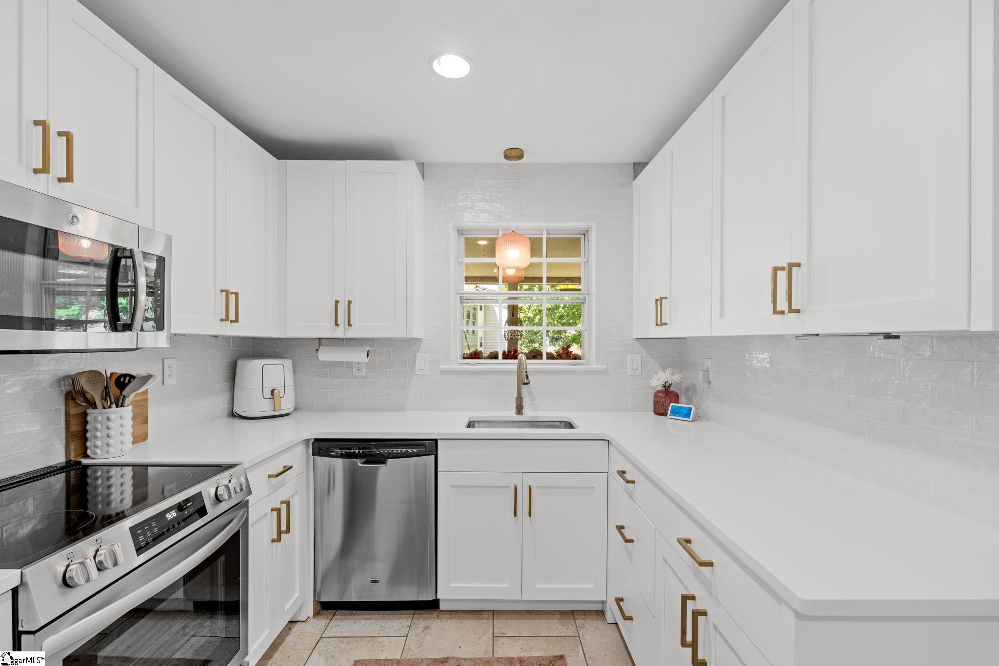 925 Cleveland Street Unit 166