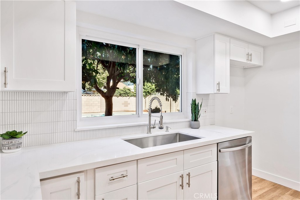 5231 Vallecito Avenue