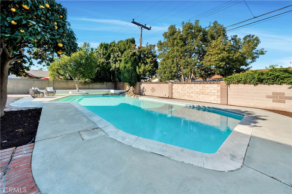 5231 Vallecito Avenue