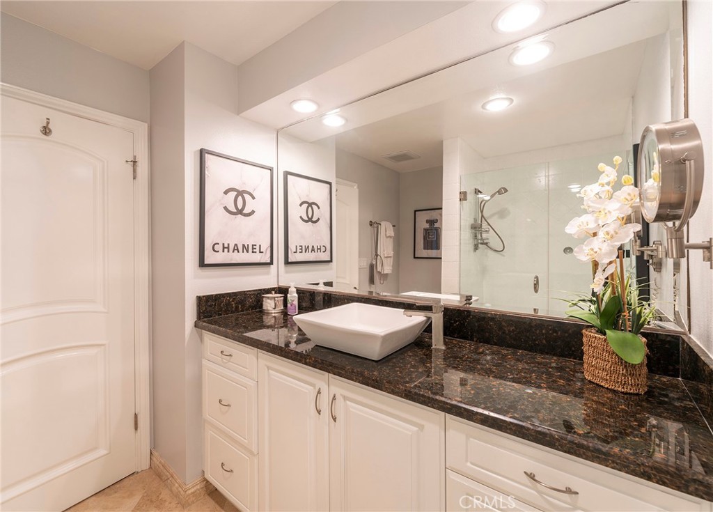 711 Pacific Coast 313