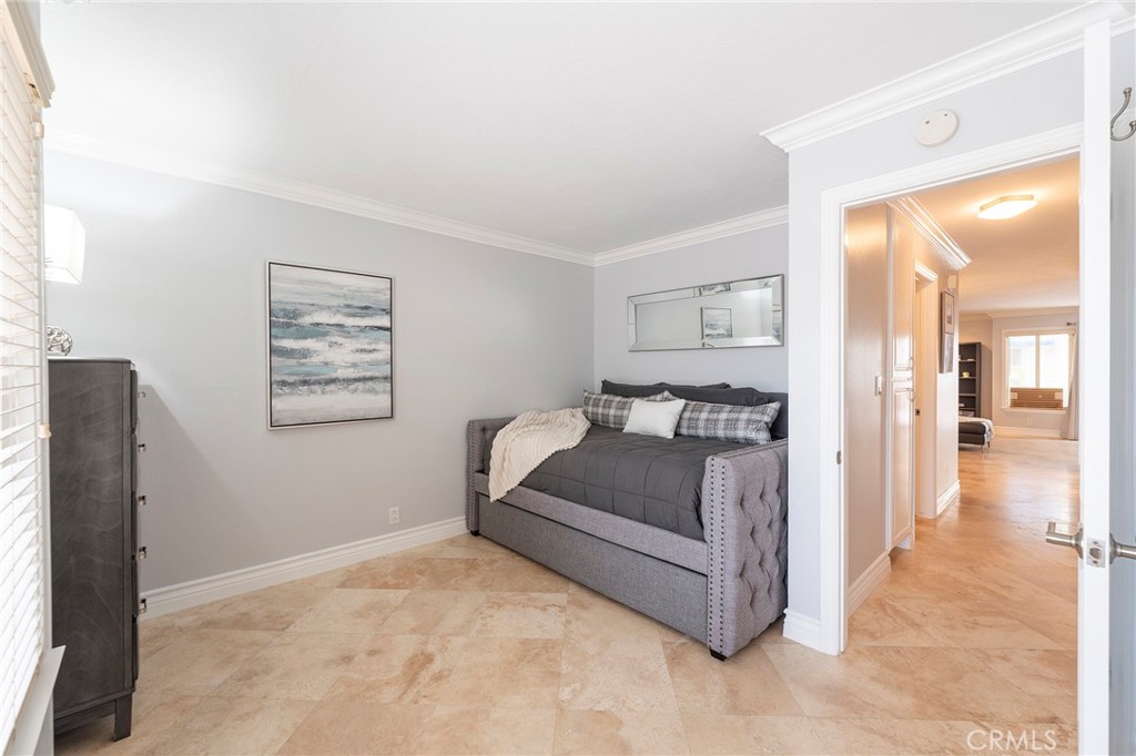 711 Pacific Coast 313