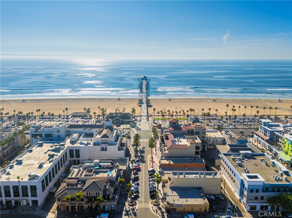 711 Pacific Coast 313