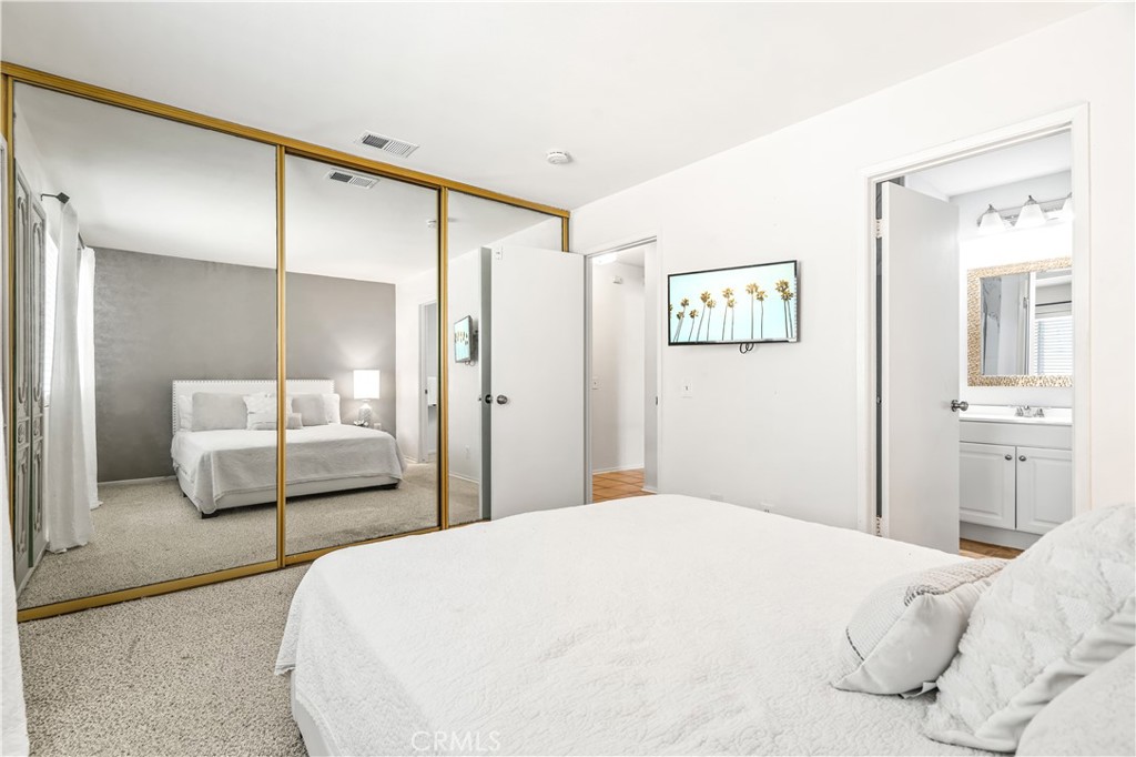 43160 Virginia Avenue