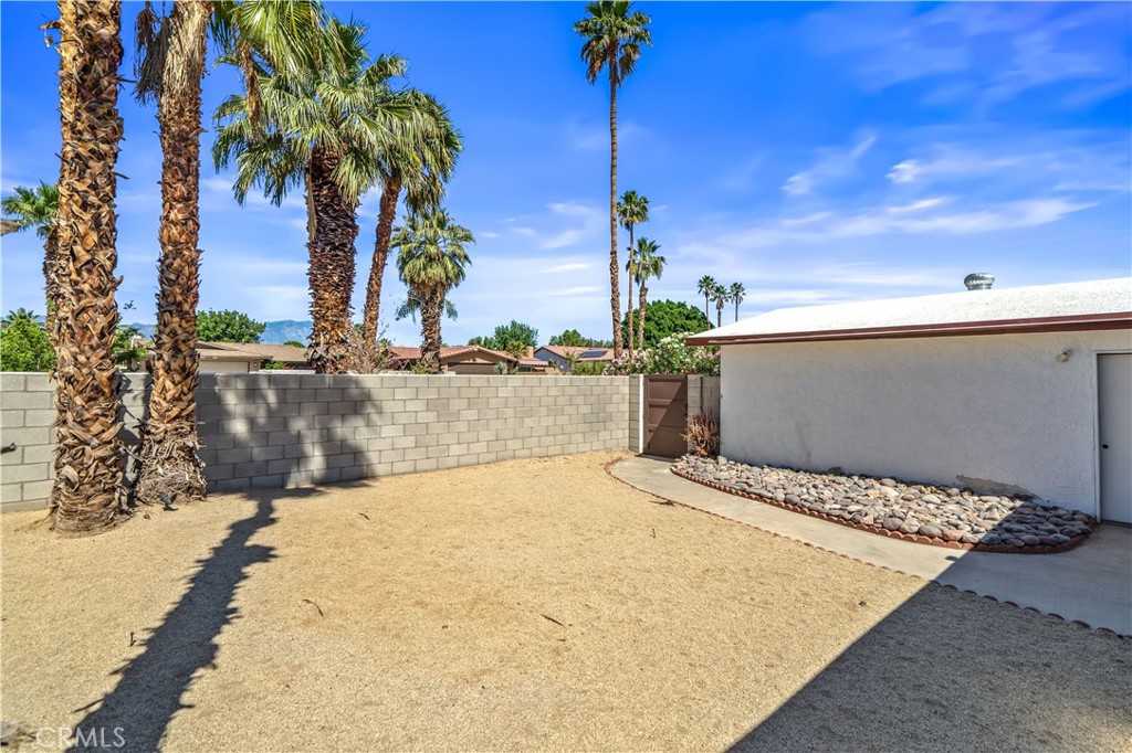 43160 Virginia Avenue