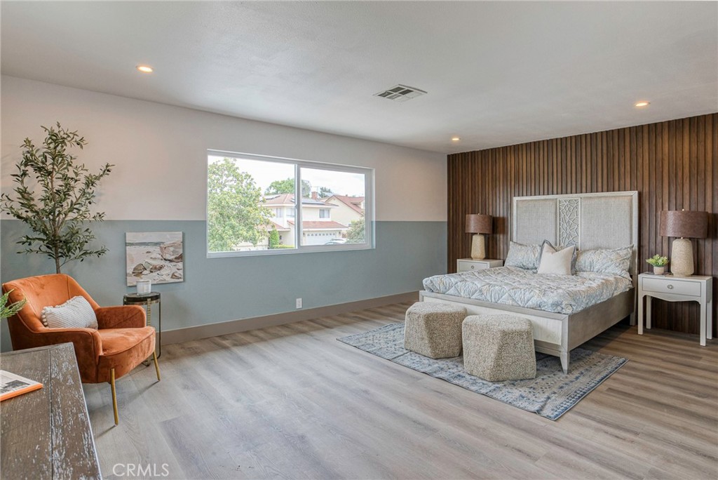 25112 Northrup Drive