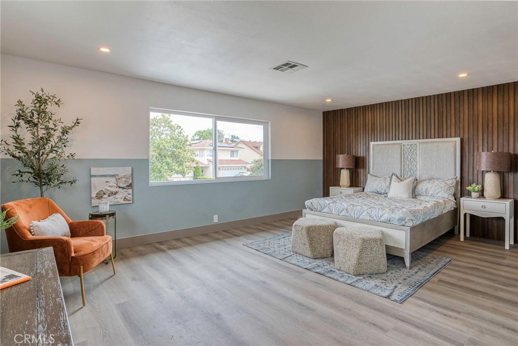 25112 Northrup Drive