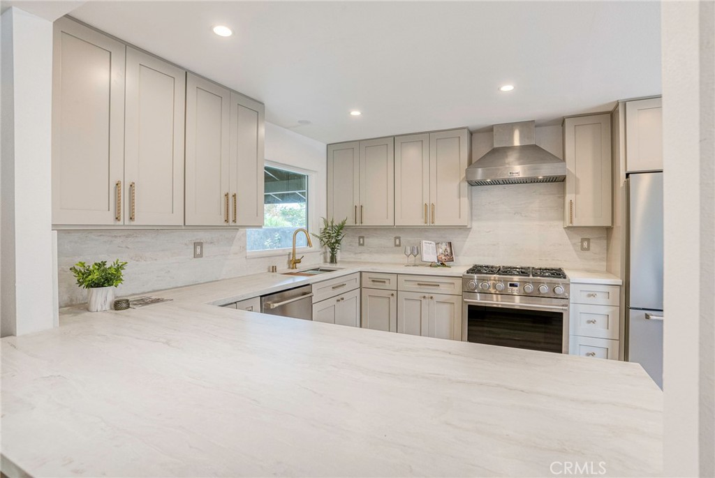 25112 Northrup Drive