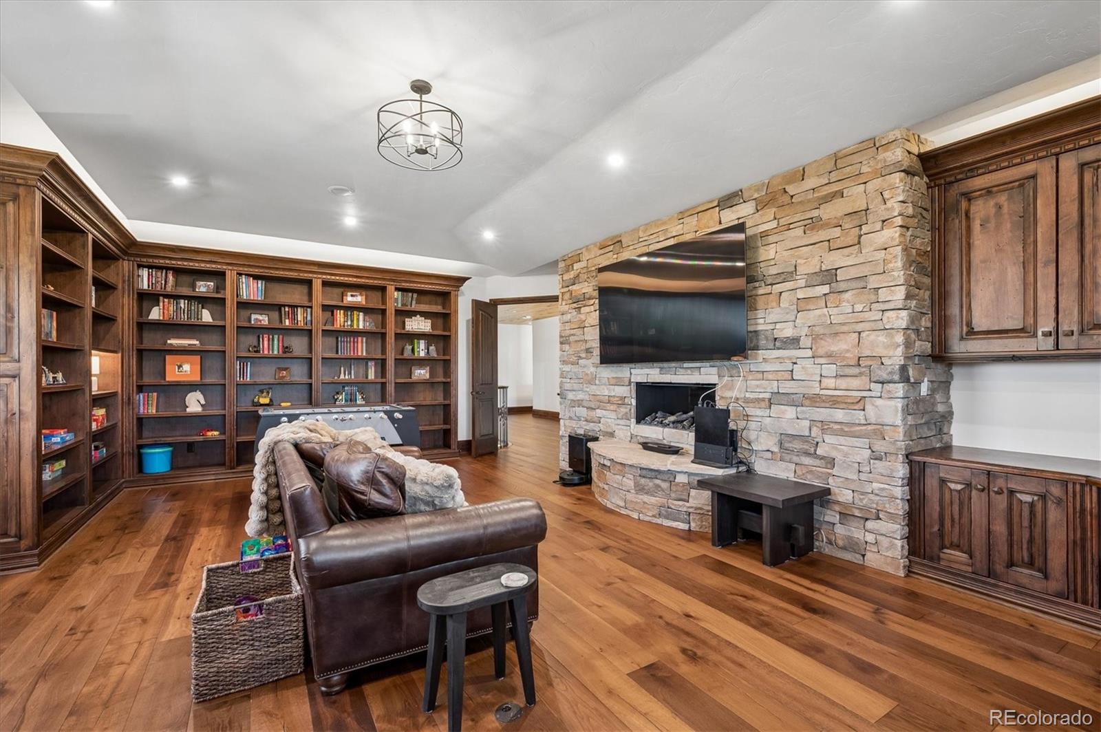 4796 Bear Mountain Drive