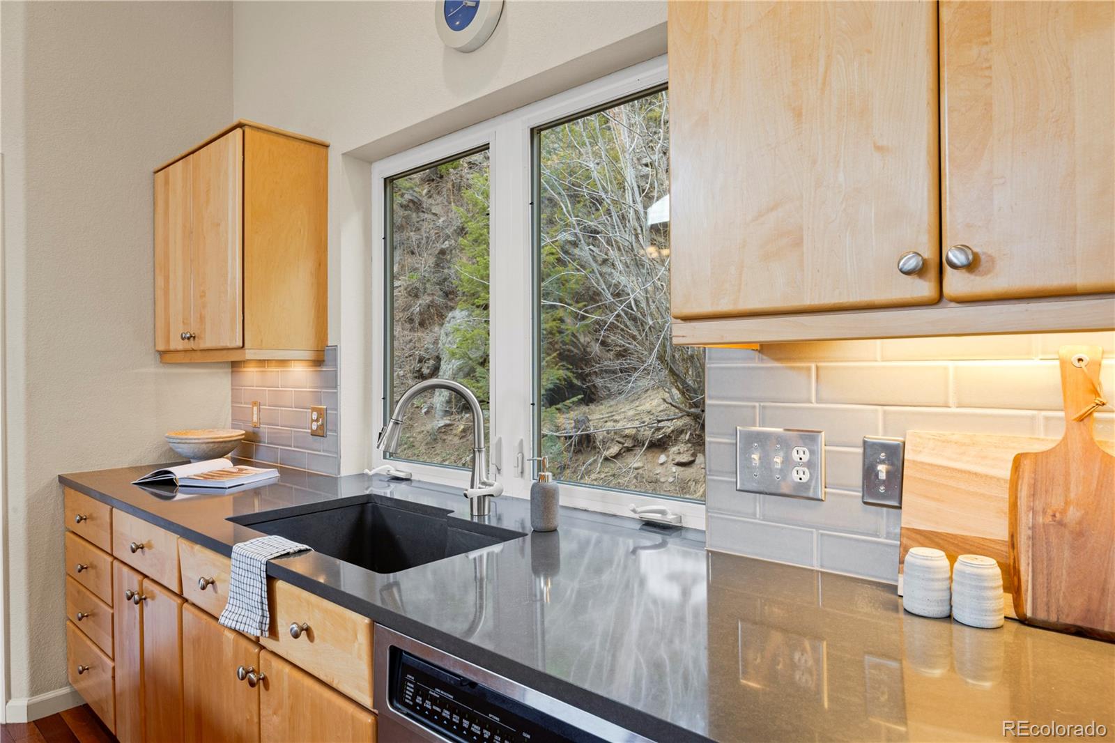 385 Snyder Mountain Road