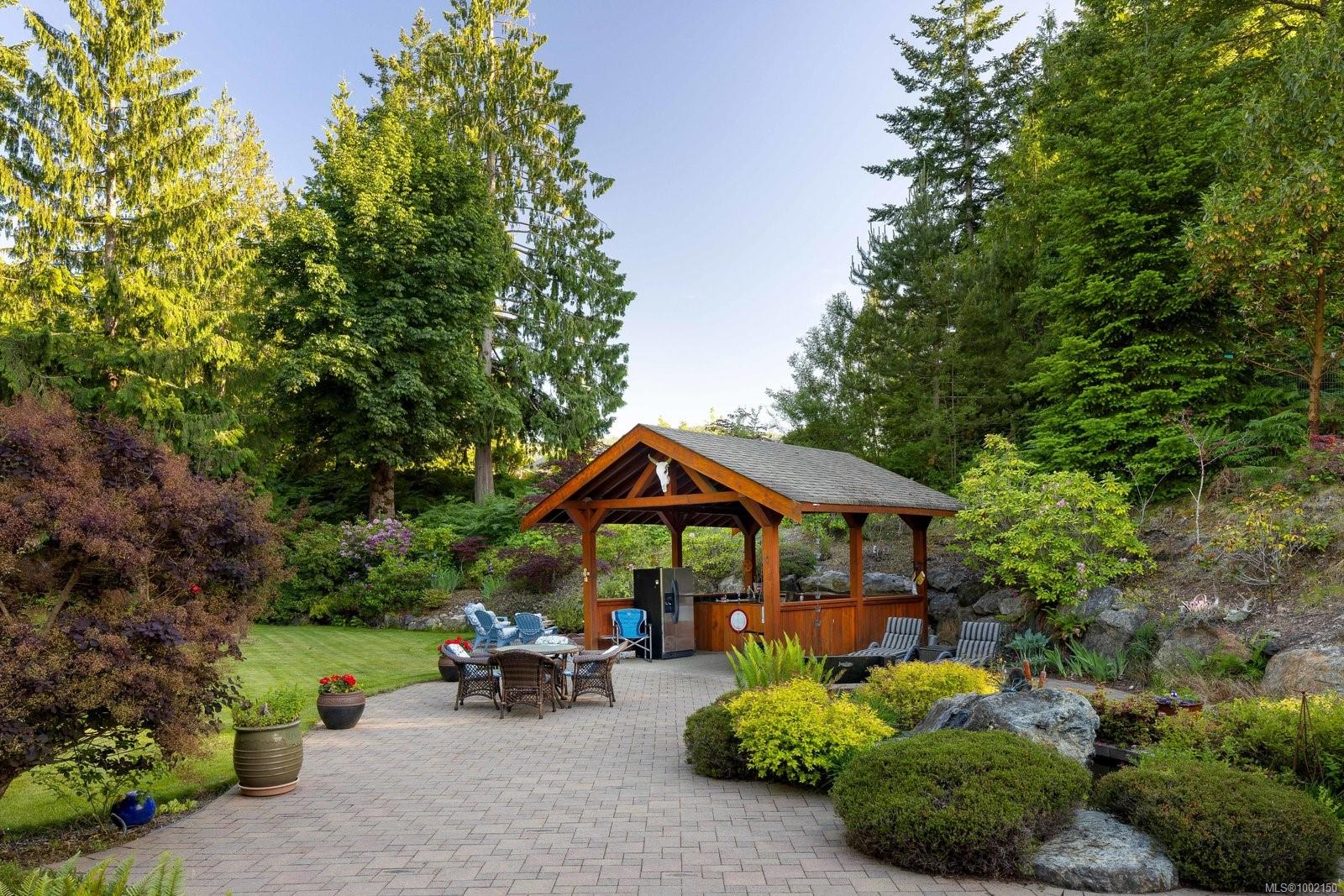 1114 Fern Ridge Dr