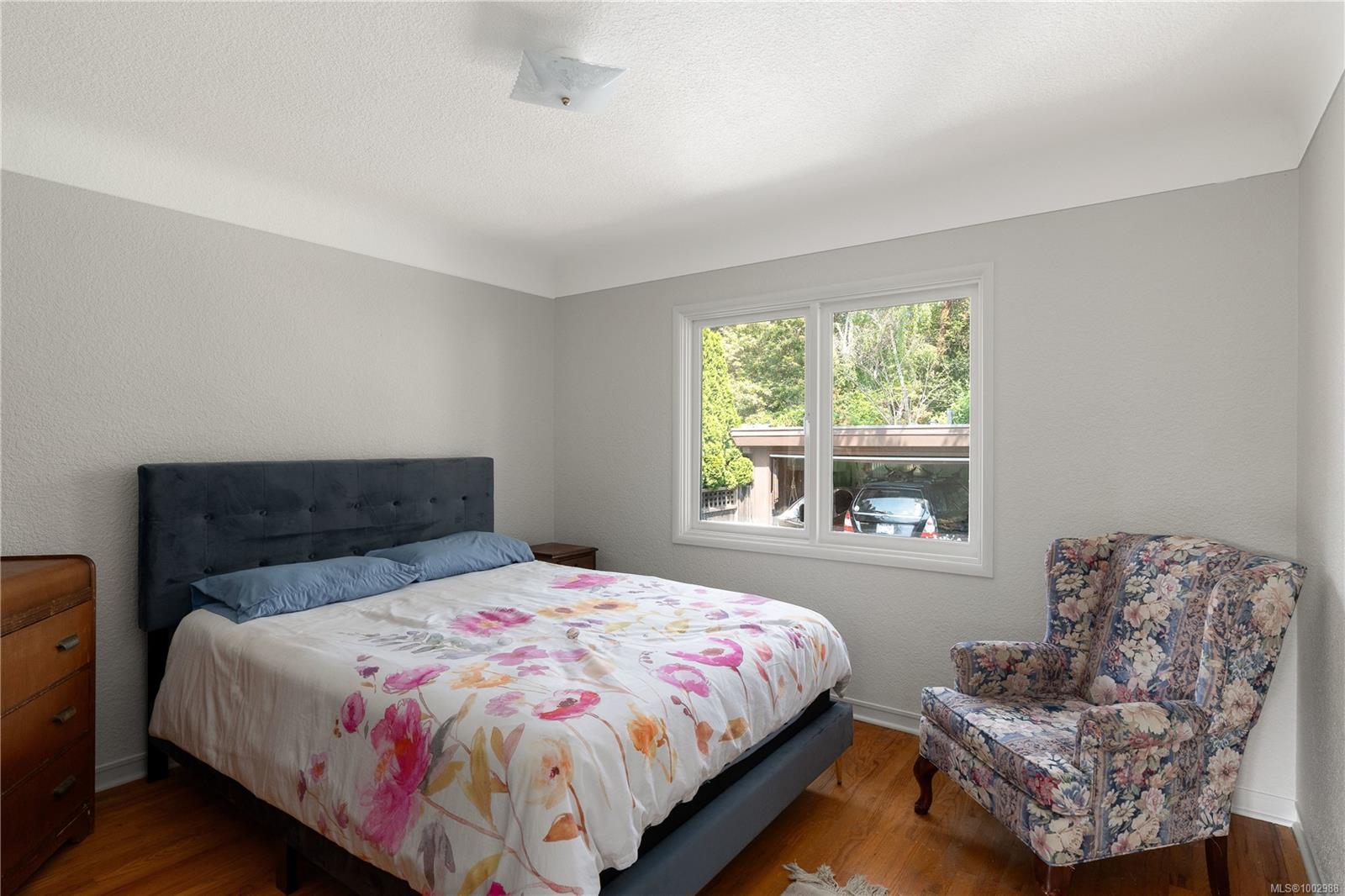 645 Transit Rd