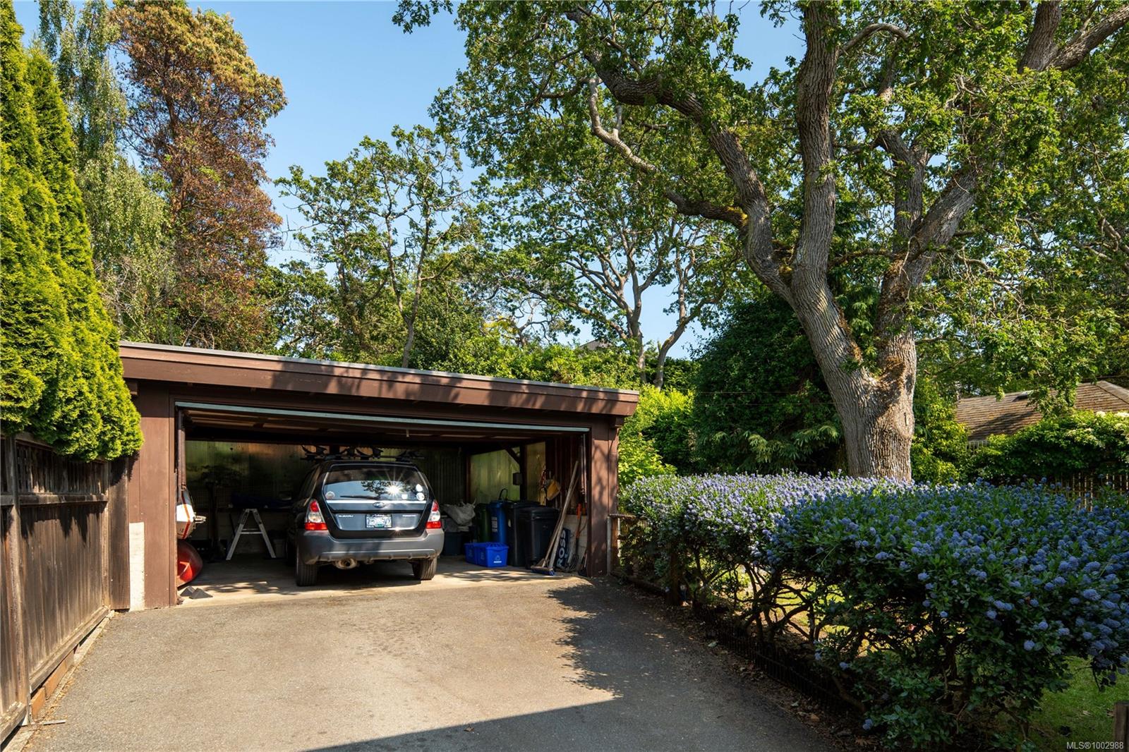 645 Transit Rd