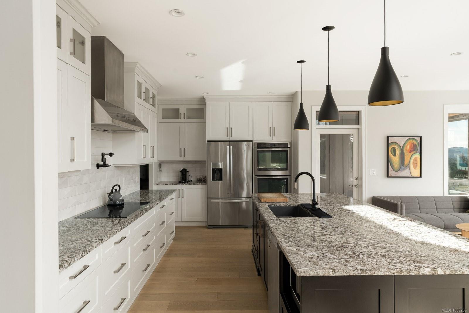 5335 Basinview Hts