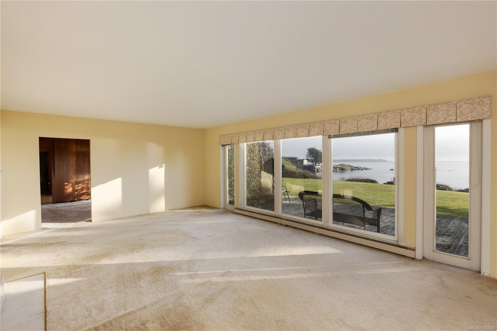 3901 Tudor Ave