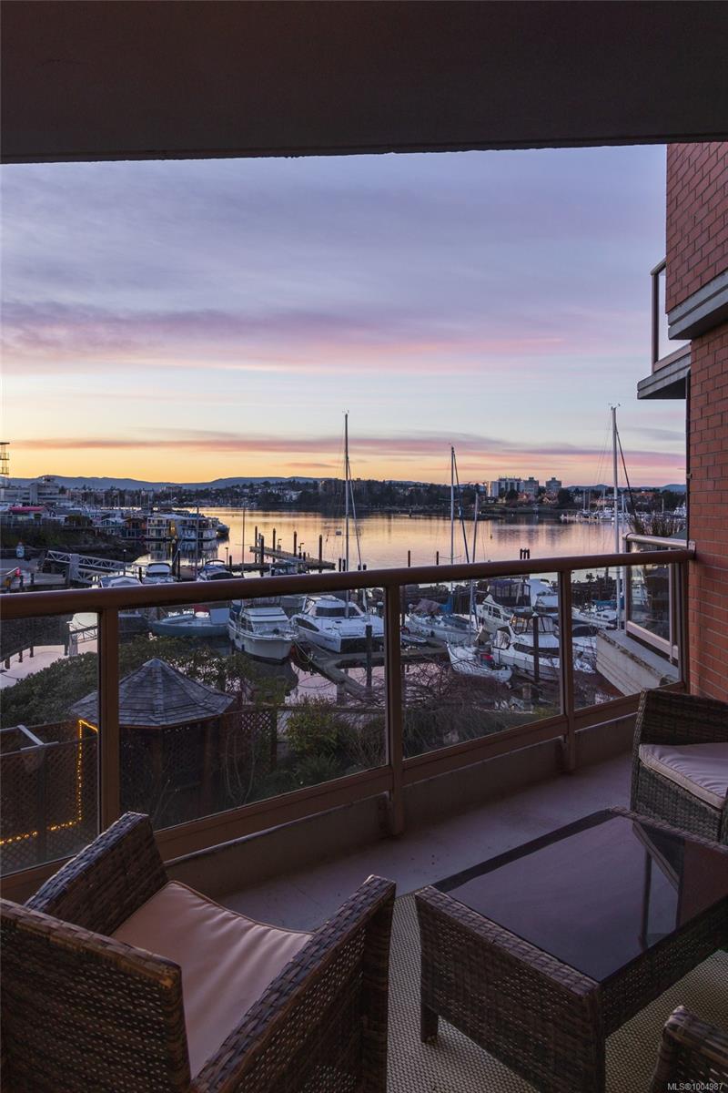 636 Montreal St # 301