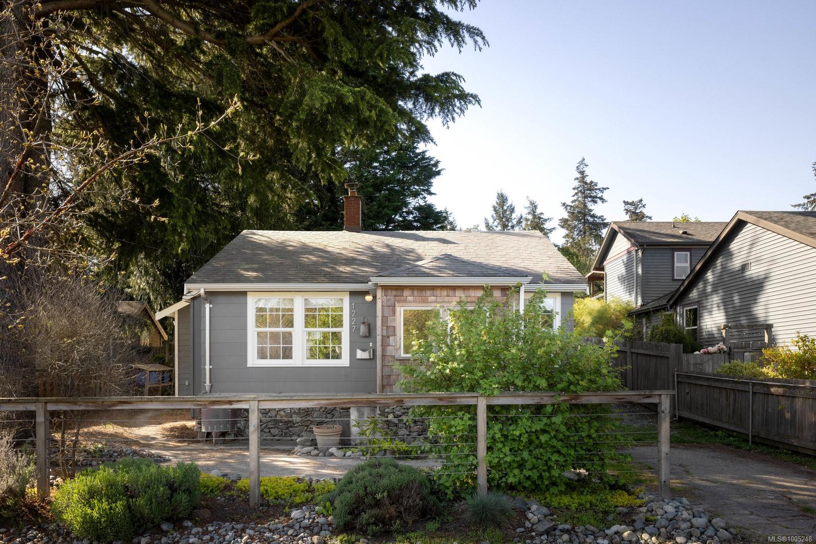 1227 Lockley Rd