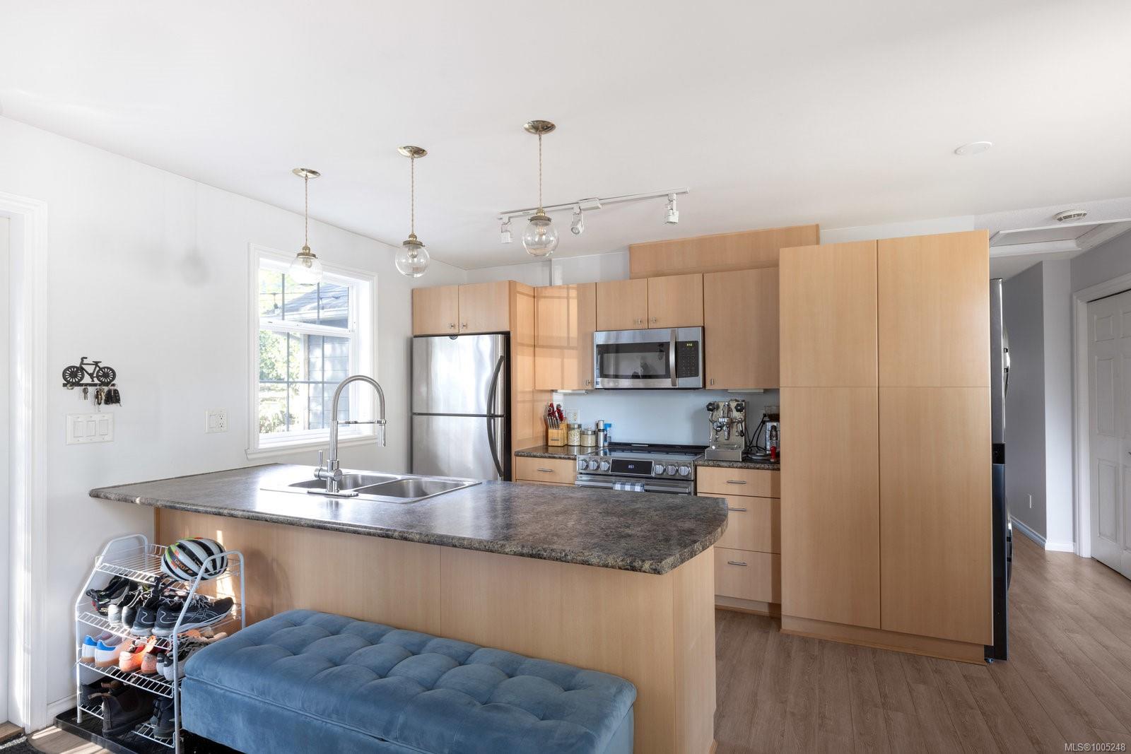 1227 Lockley Rd