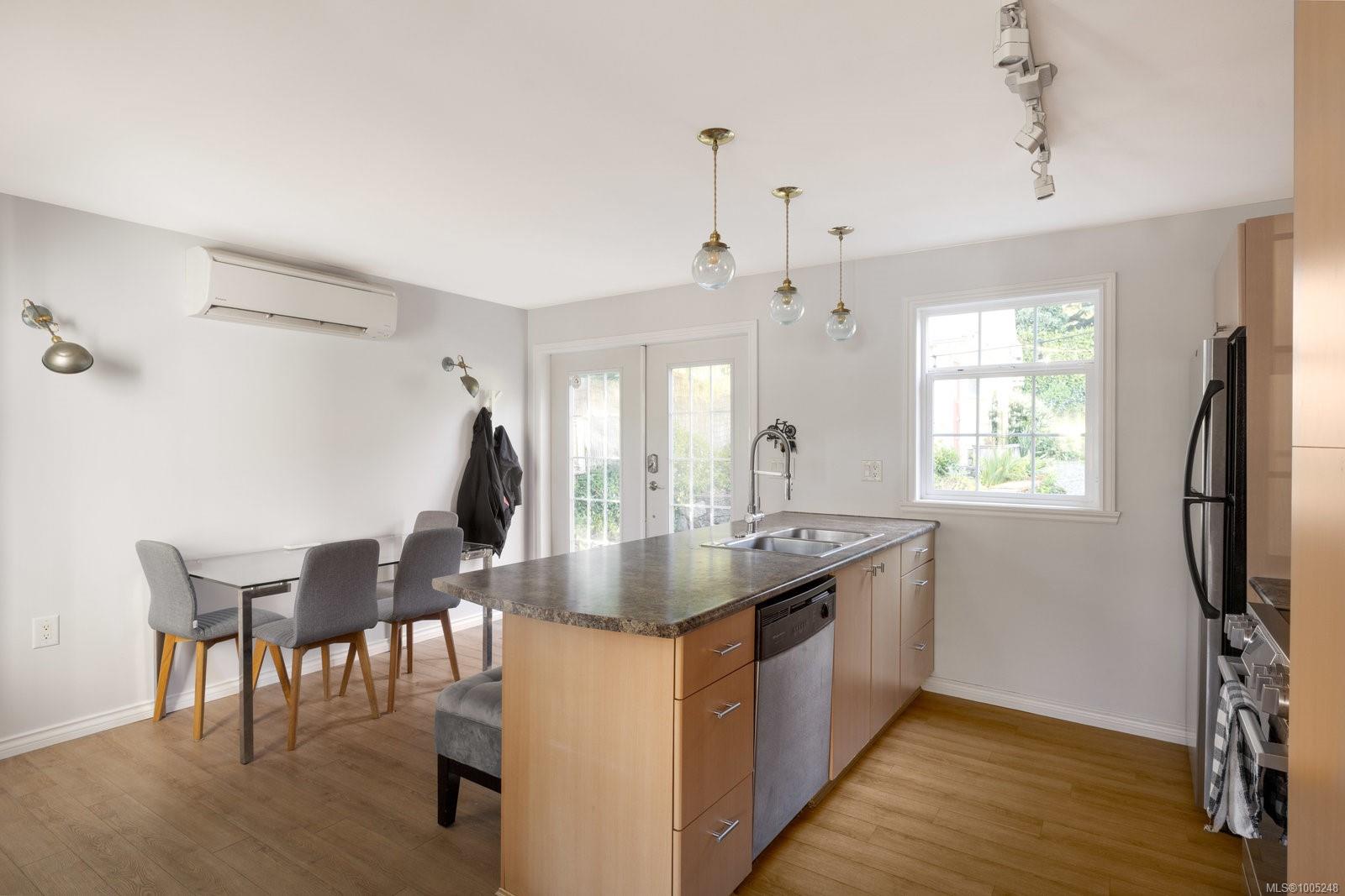 1227 Lockley Rd