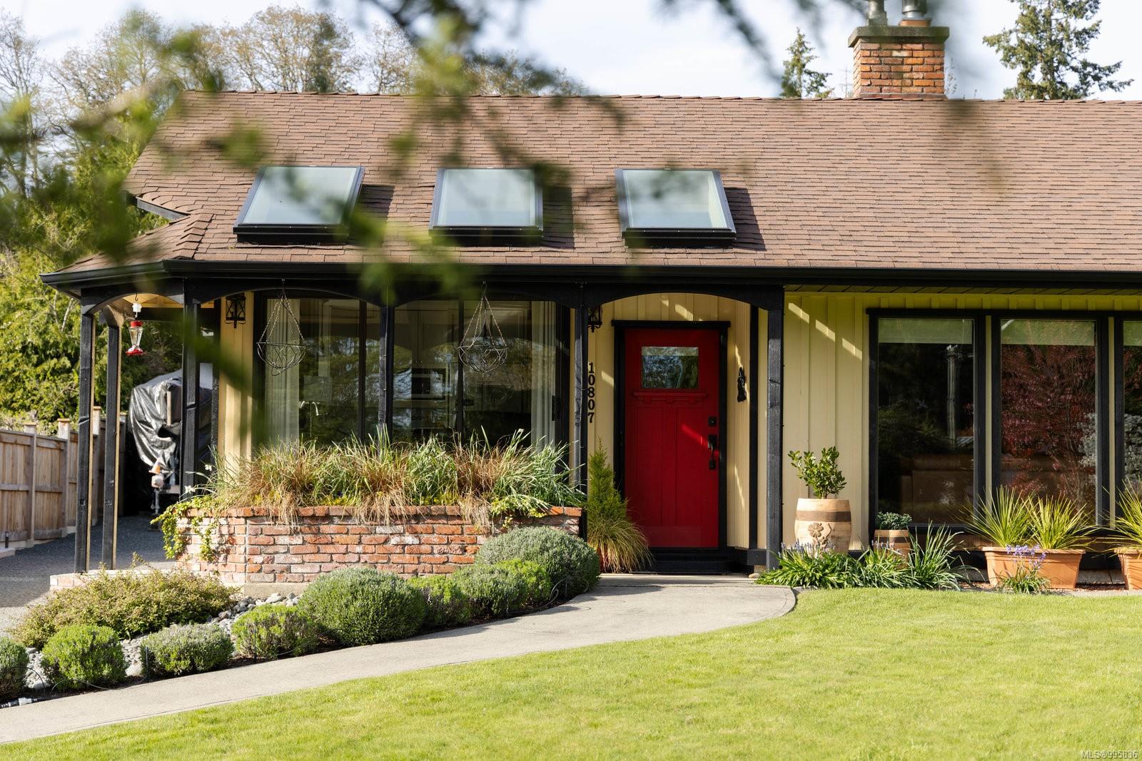 10807 Madrona Dr