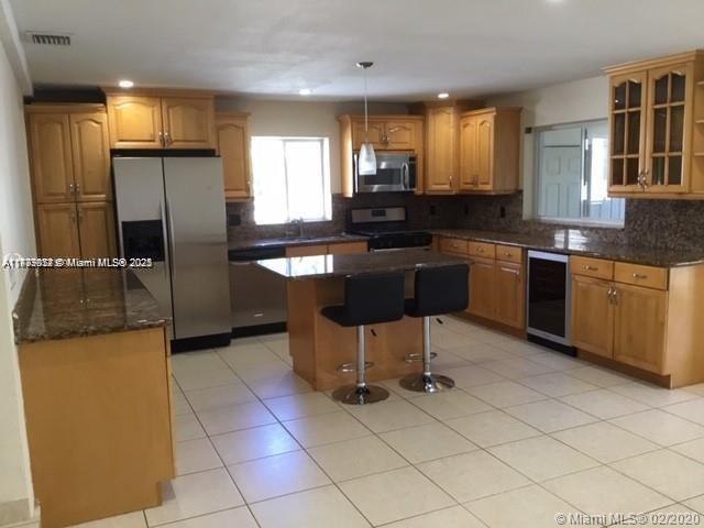 1961 SW 33rd Ave