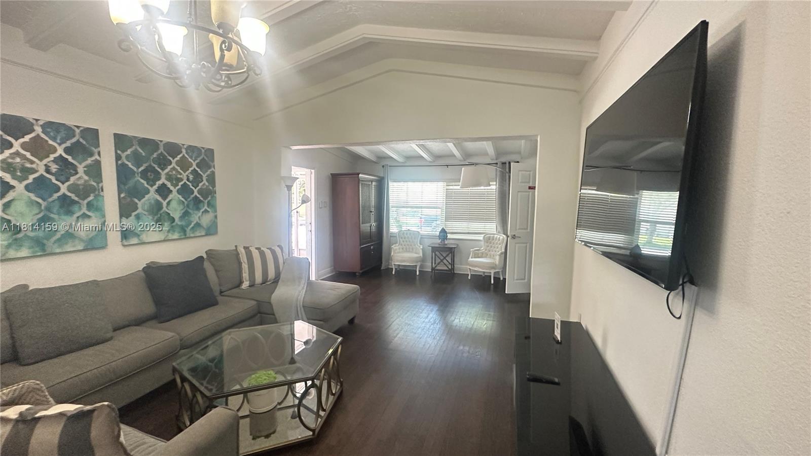 2221 SW 26th Lane