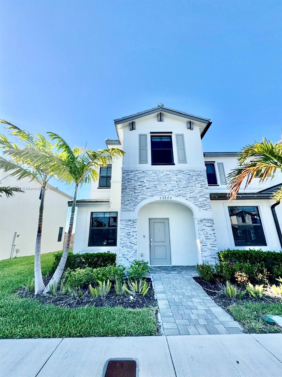 13265 SW 285th St # 13265