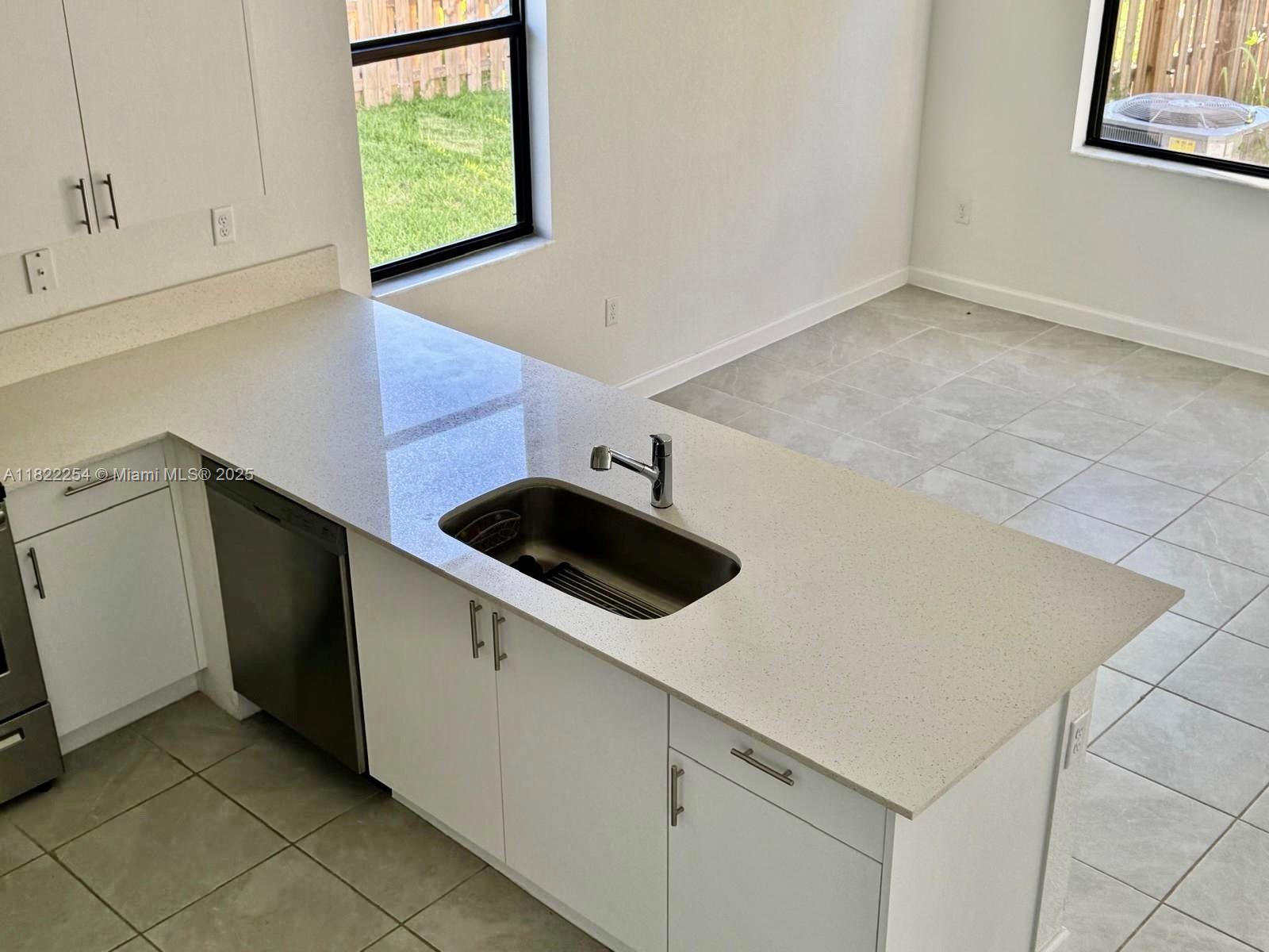 13265 SW 285th St # 13265