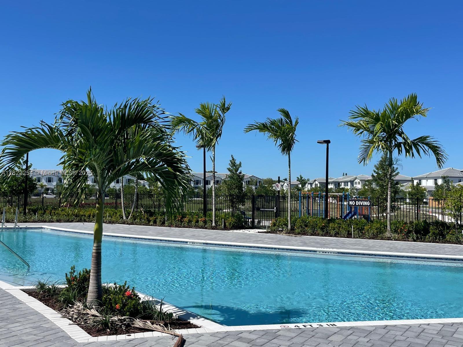 13265 SW 285th St # 13265