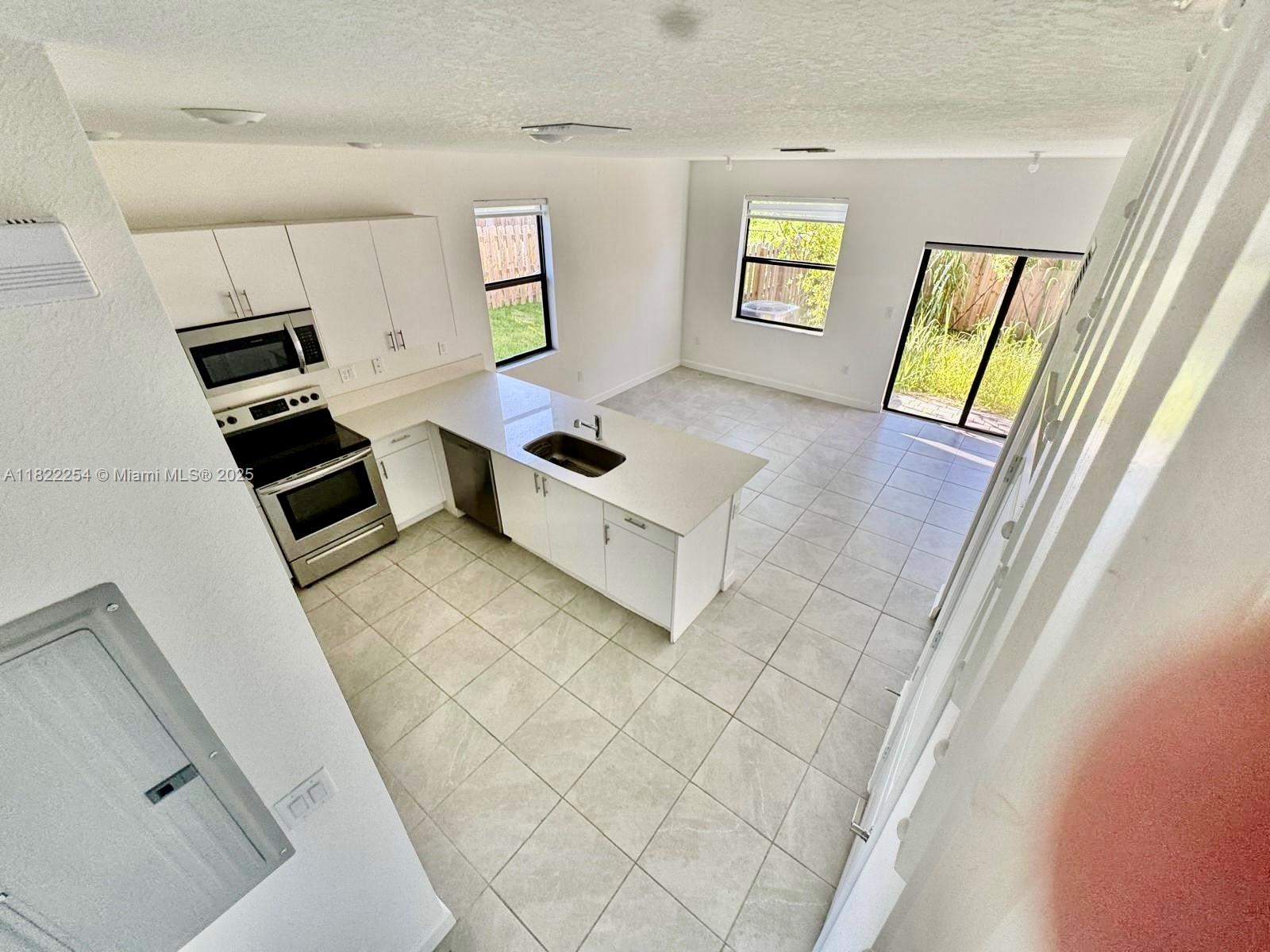 13265 SW 285th St # 13265