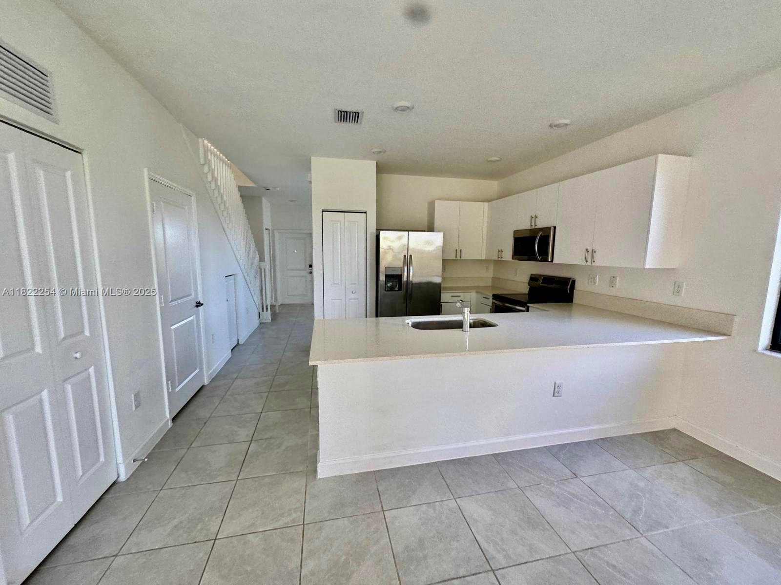 13265 SW 285th St # 13265