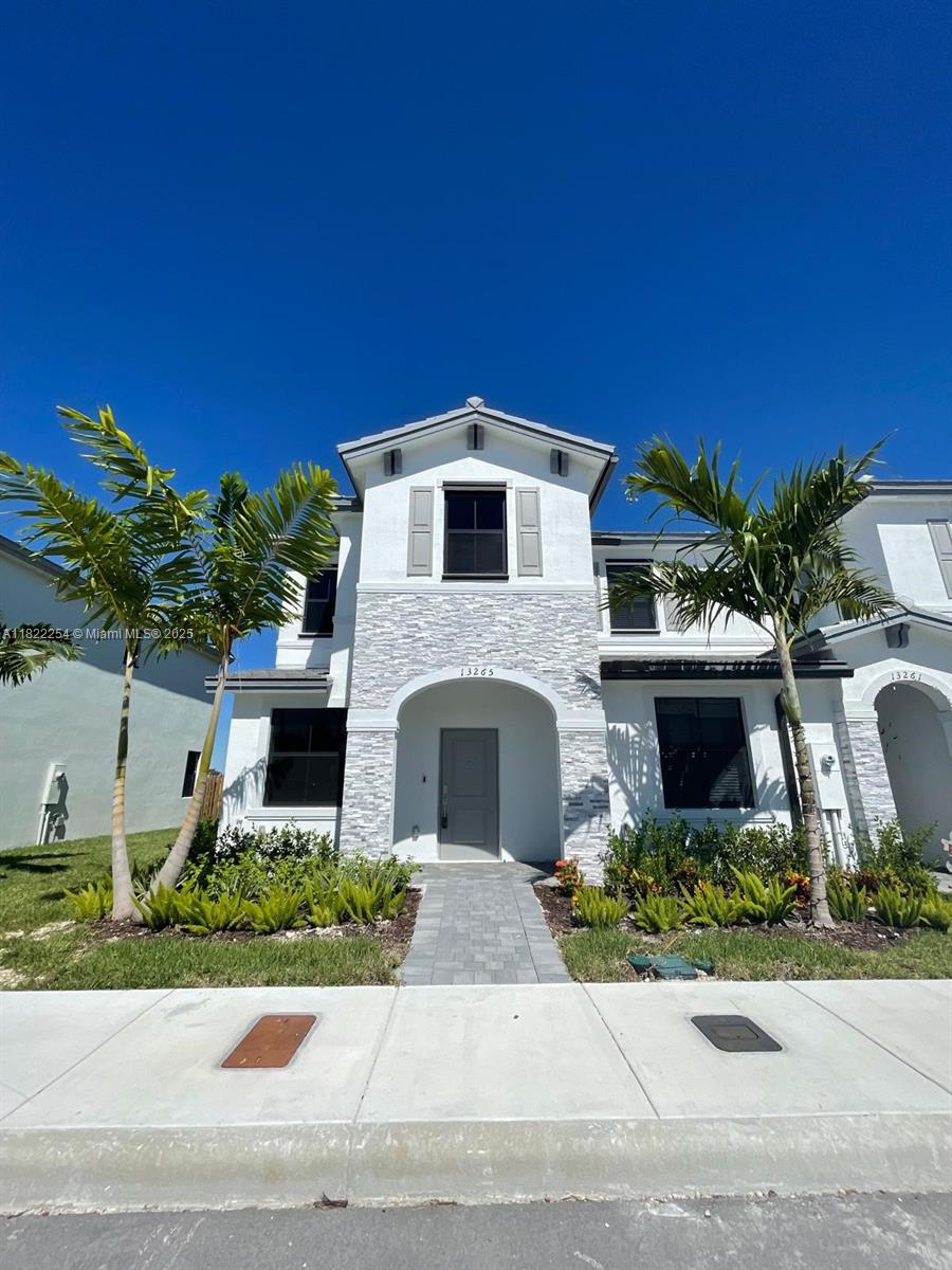 13265 SW 285th St # 13265