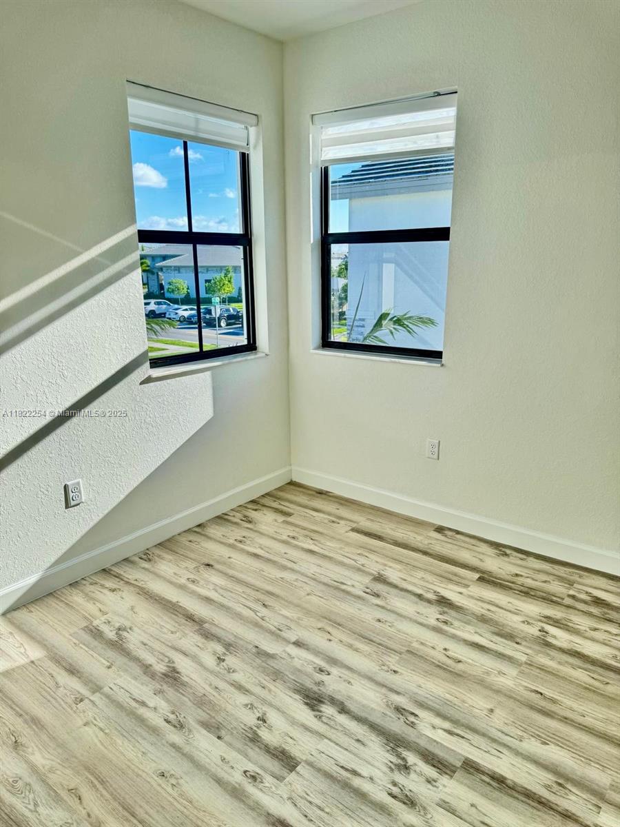 13265 SW 285th St # 13265