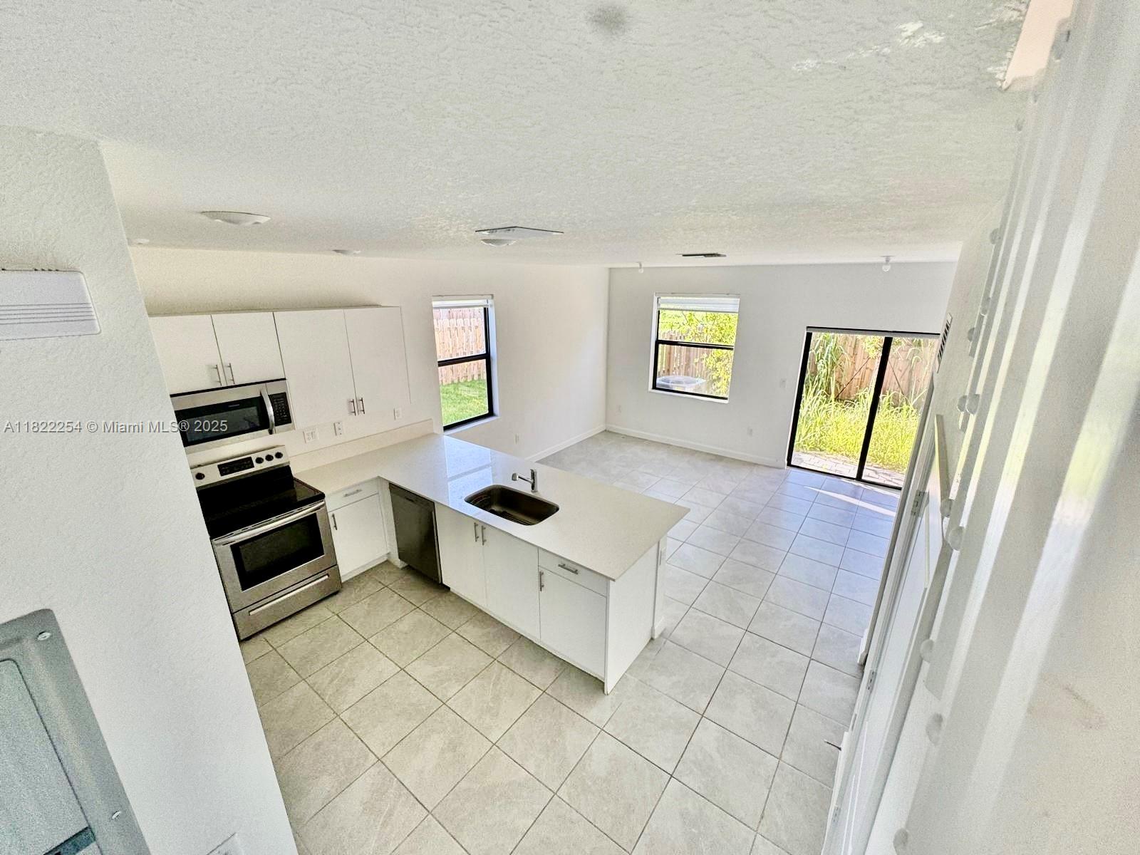 13265 SW 285th St # 13265