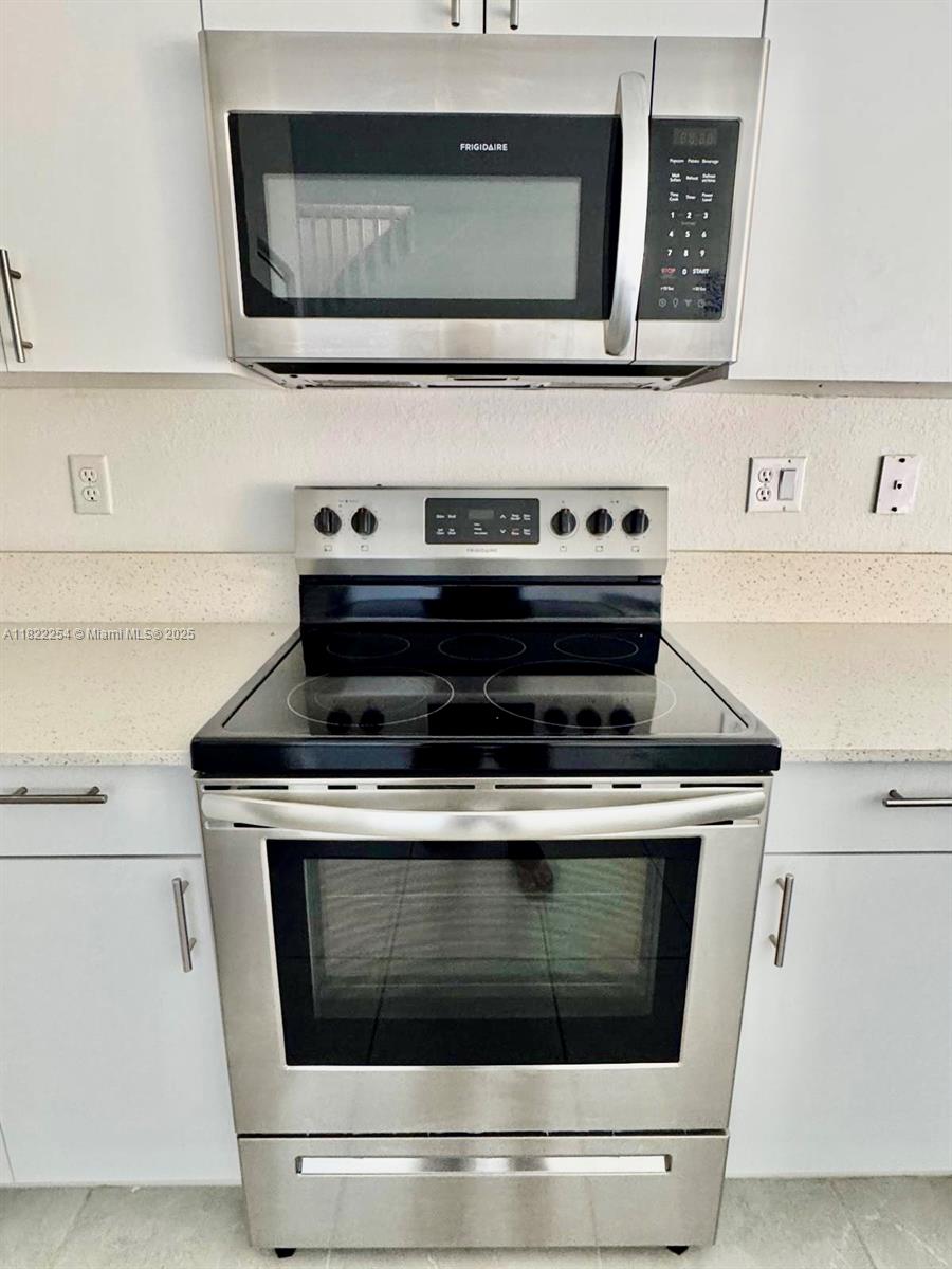 13265 SW 285th St # 13265