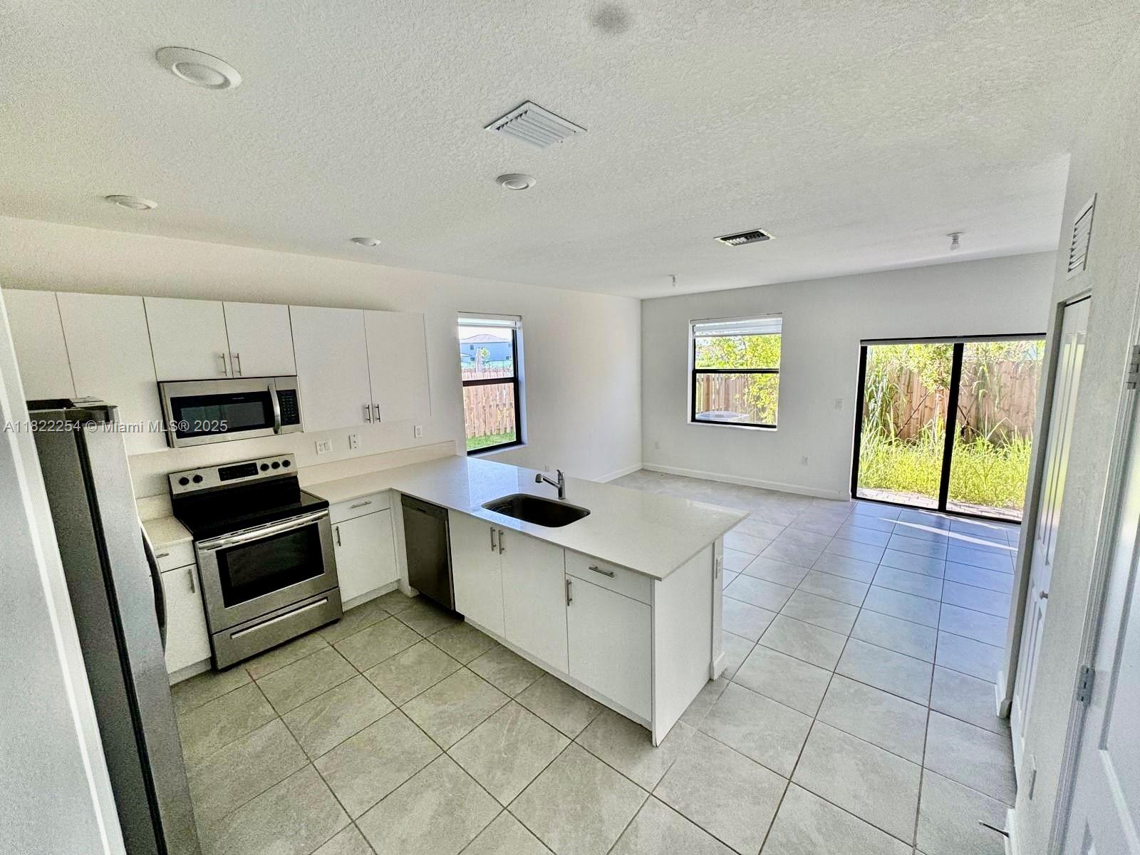 13265 SW 285th St # 13265