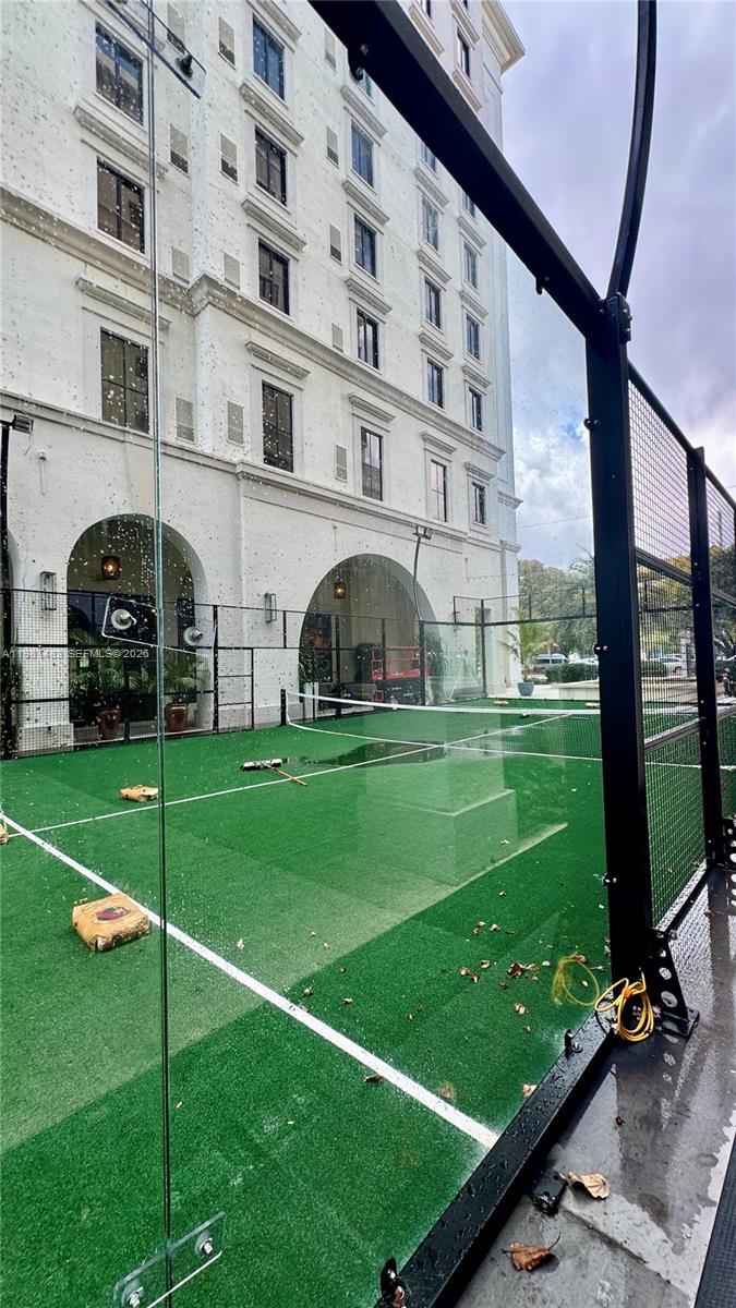 1205 Mariposa Ave # 326