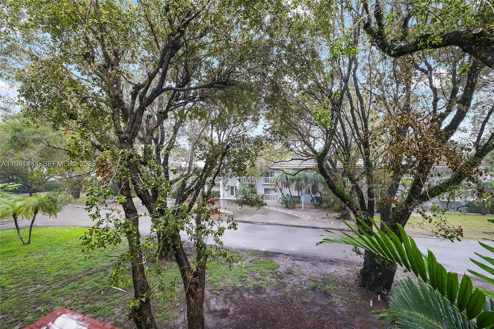 1205 Mariposa Ave # 326