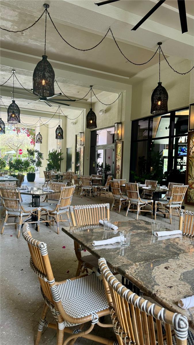 1205 Mariposa Ave # 326