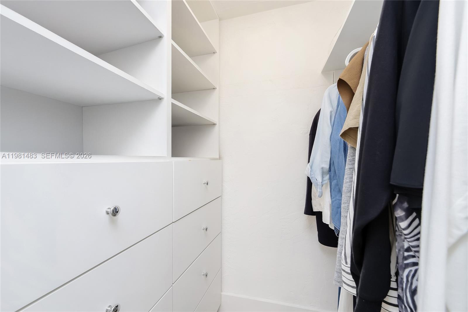 1205 Mariposa Ave # 326