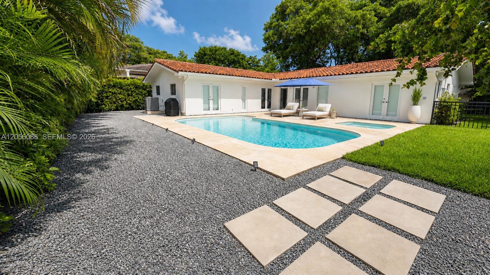 614 San Juan Dr