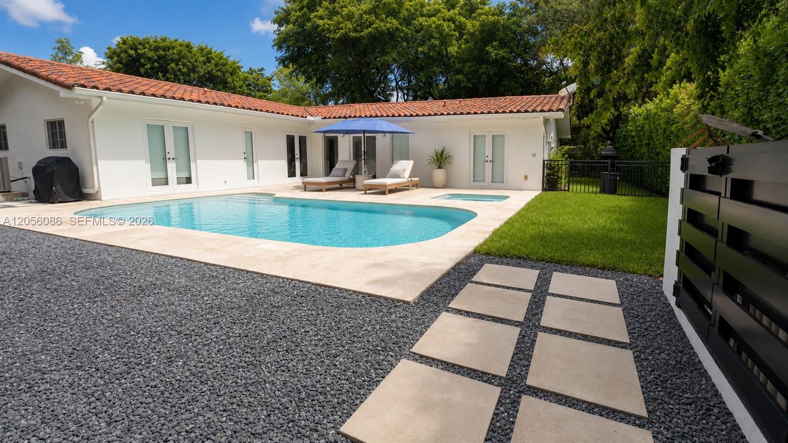 614 San Juan Dr