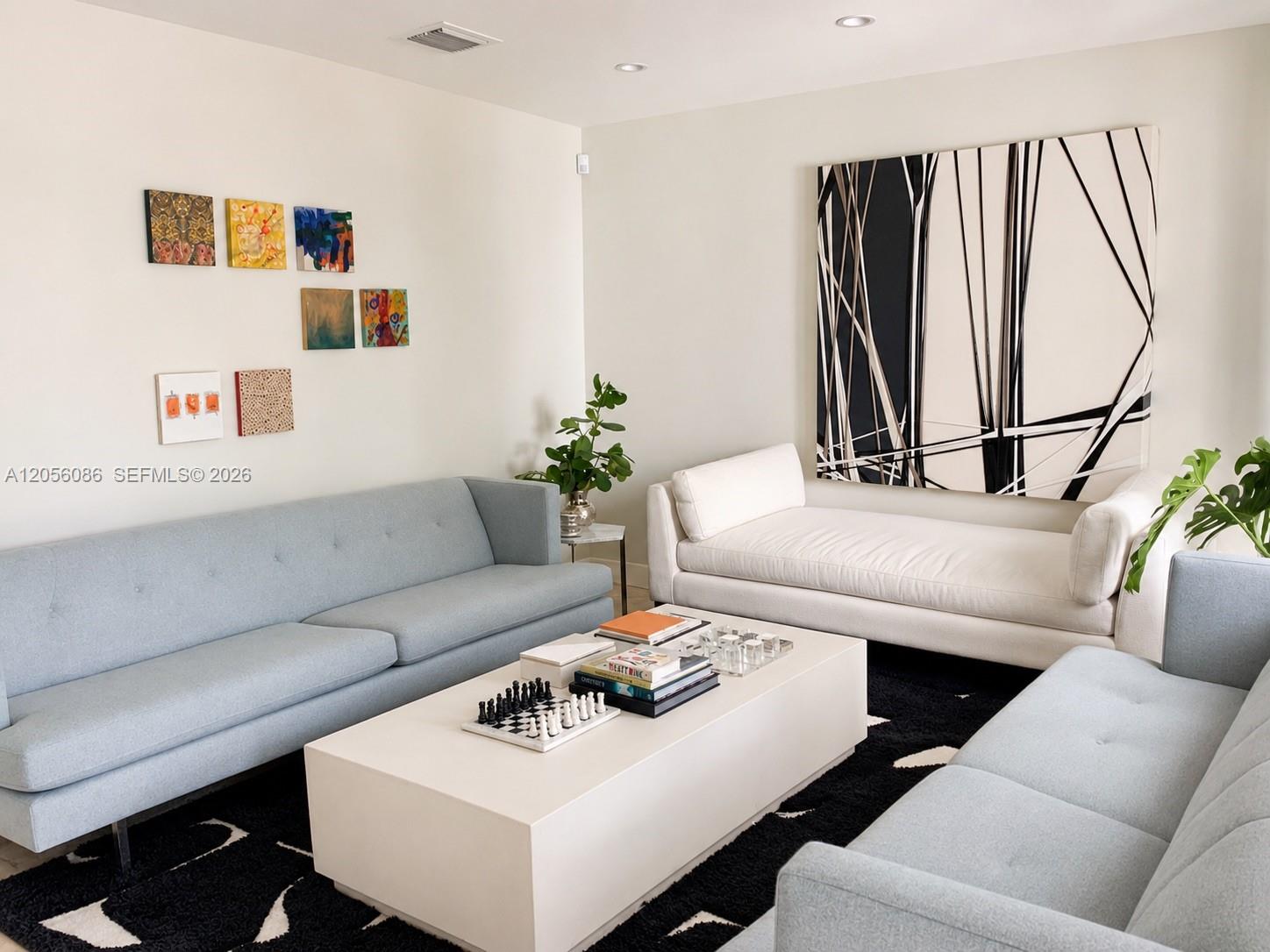 614 San Juan Dr