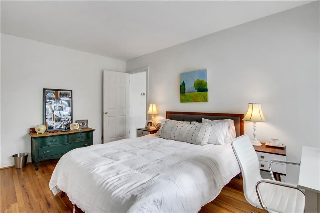 925 Highland Terrace NE