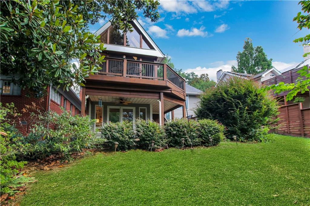 925 Highland Terrace NE