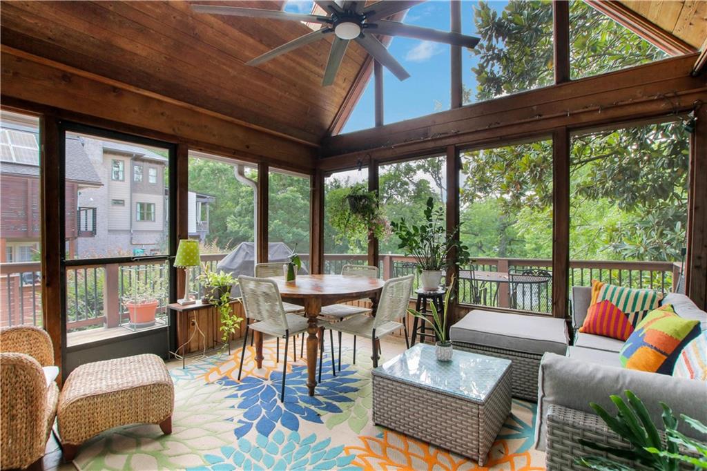 925 Highland Terrace NE