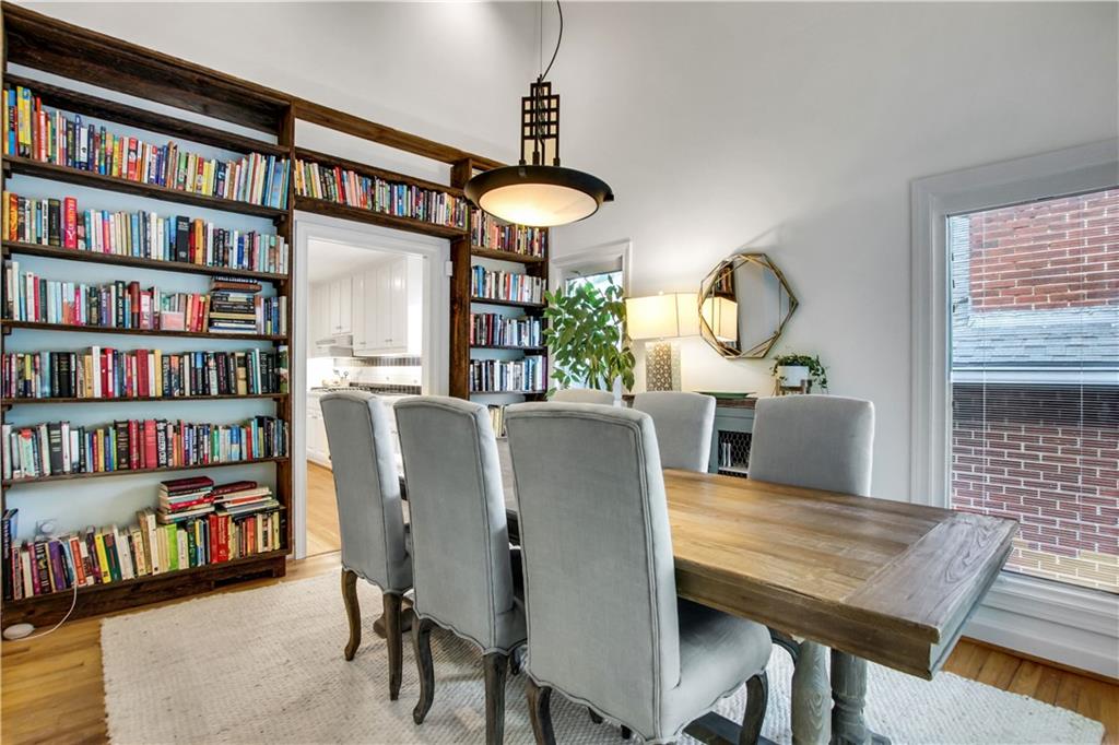 925 Highland Terrace NE