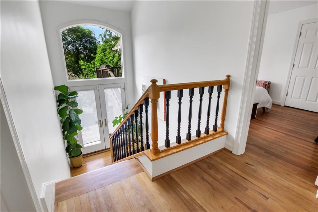 925 Highland Terrace NE